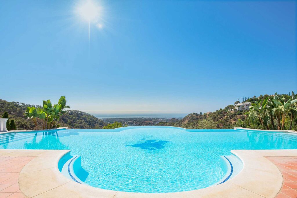 Modern Villa With Stunning Sea Views 6 Modern Villa With Stunning Sea Views - Image 6